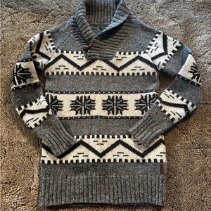 Gray Patterned Women’s Sweater